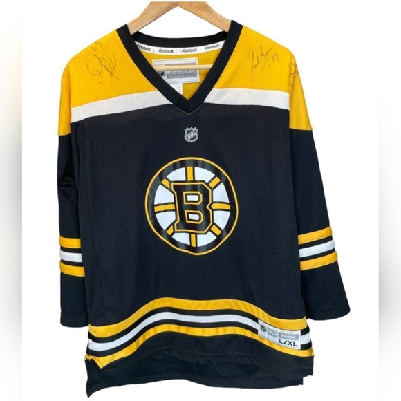 Autographed Kids L/XL Boston Bruins Bergeron Jersey - Picture 4 of 6